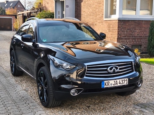 Infiniti QX70 2016