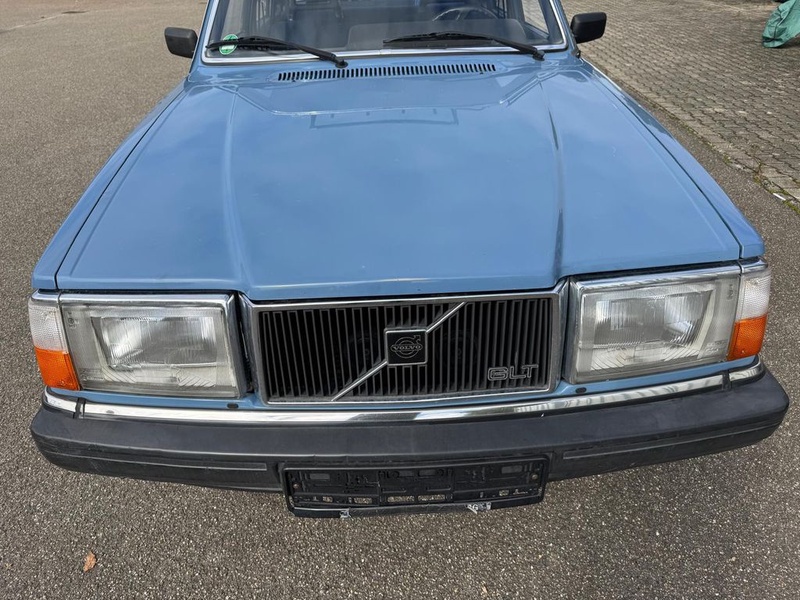 Volvo 244