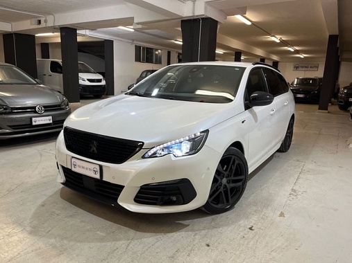Peugeot 308 2021