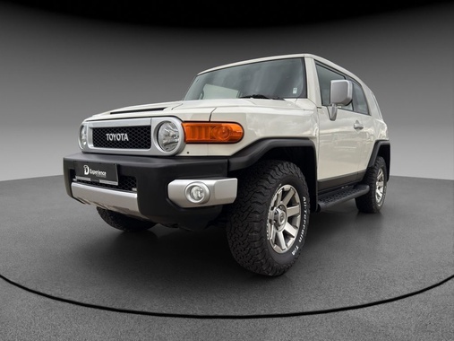 Toyota FJ Cruiser 2025