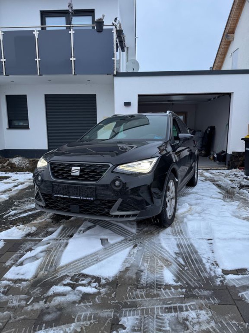 Seat Arona