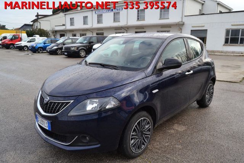 Lancia Ypsilon