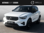 Volvo XC40 2025