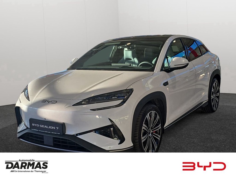 BYD Sealion 7