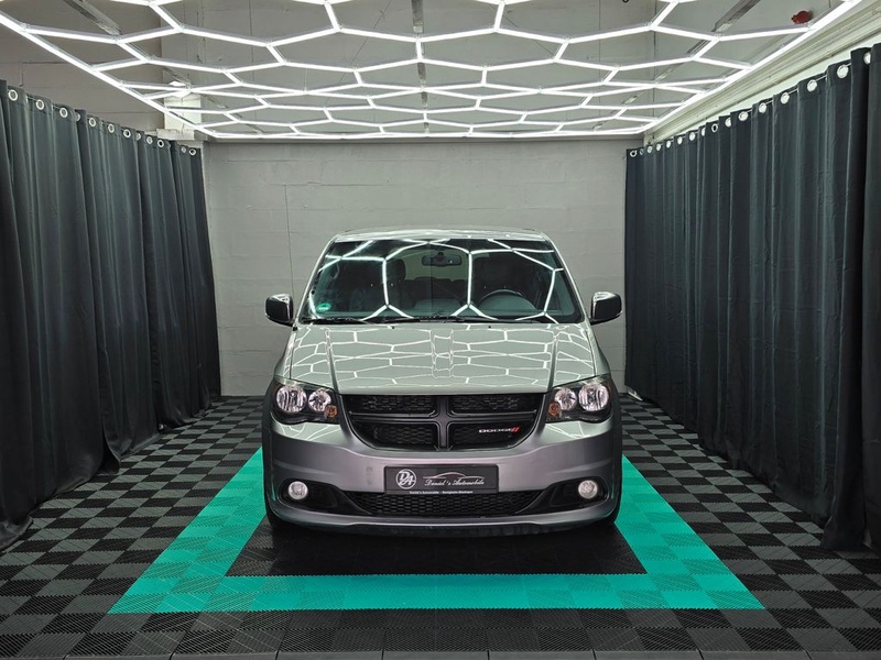 Dodge Grand Caravan