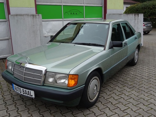Mercedes-Benz 190 1989