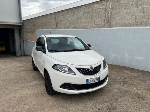 Lancia Ypsilon 2022