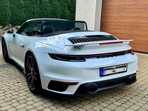 Porsche 992 2021