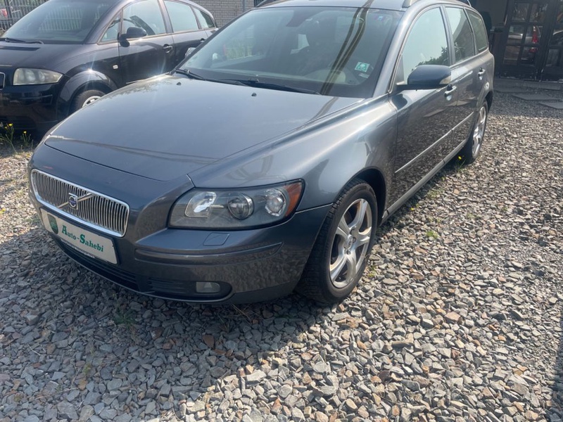 Volvo V50