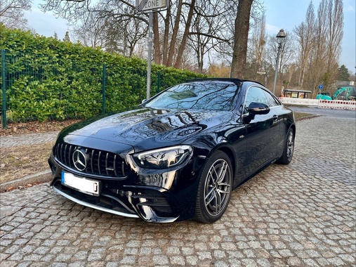 Mercedes-Benz E-Class 2022