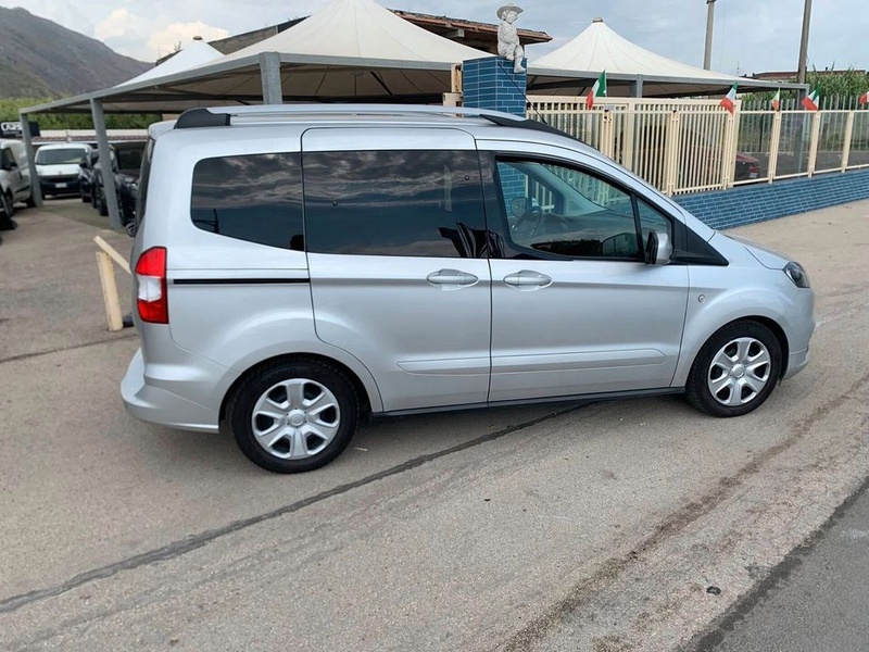 Ford Tourneo Courier