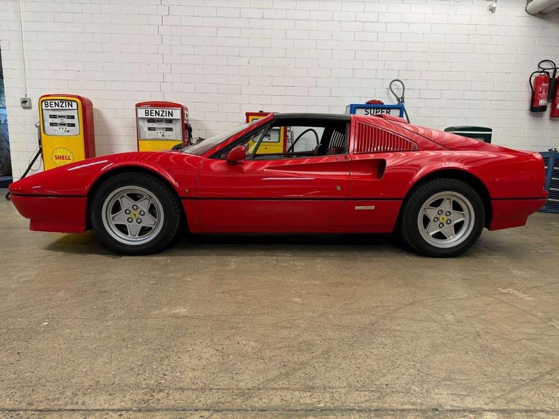Ferrari 328