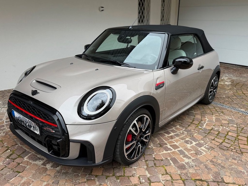 MINI Cabrio