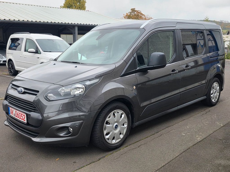 Ford Grand Tourneo