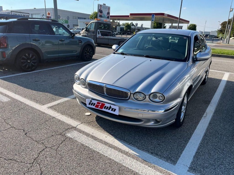 Jaguar X-TYPE