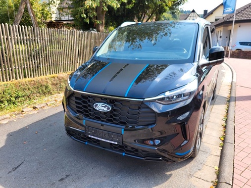 Ford Tourneo Custom 2025