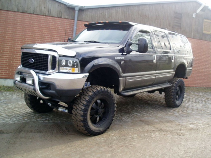 Ford Excursion
