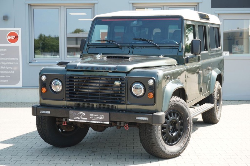 Land Rover Defender