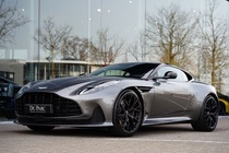 Aston Martin DB12 2024