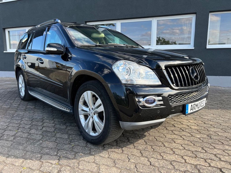 Mercedes-Benz GL-Class