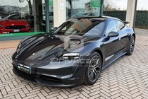 Porsche Taycan 2023
