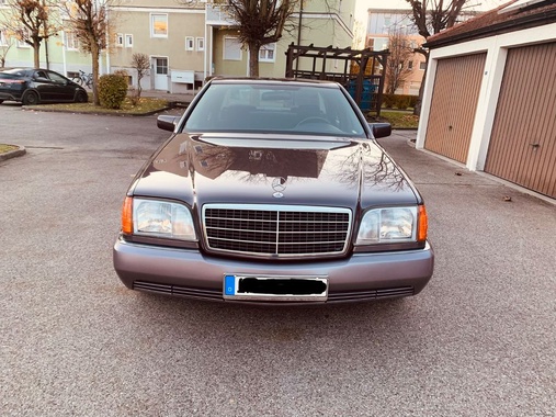 Mercedes-Benz 300 1993