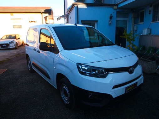 Toyota Proace 2021