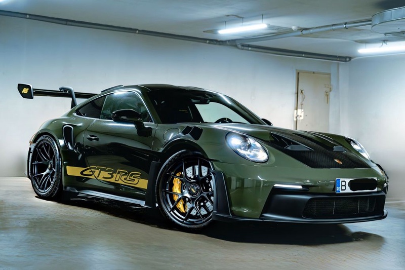 Porsche 911
