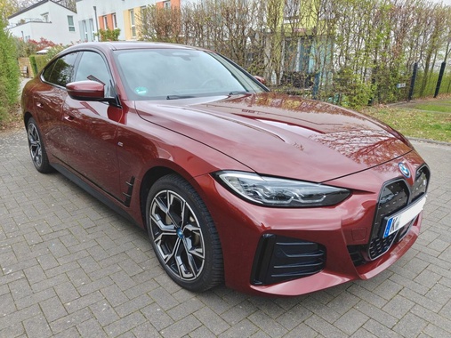 BMW i4 2023