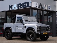 Land Rover Defender 2011