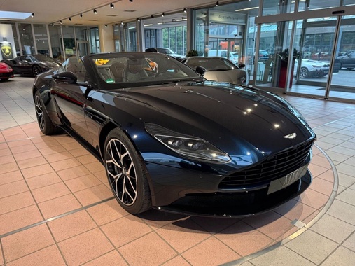 Aston Martin DB11 2018