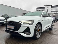 Audi e-tron 2022