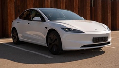 Tesla Model 3 2025