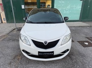 Lancia Ypsilon 2012
