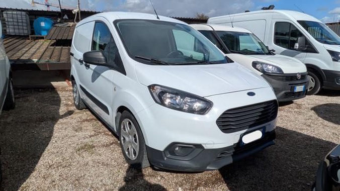 Ford Transit Courier 2023