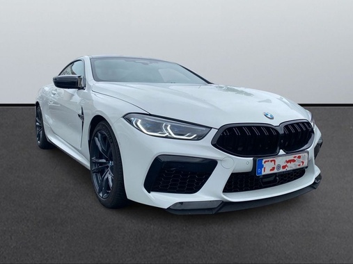 BMW M8 2023