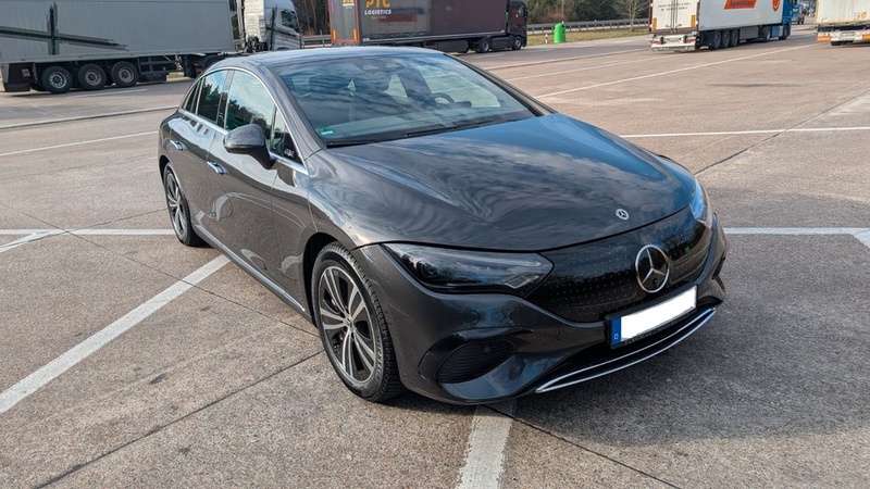 Mercedes-Benz EQE