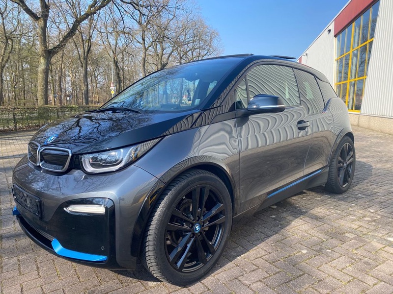 BMW i3