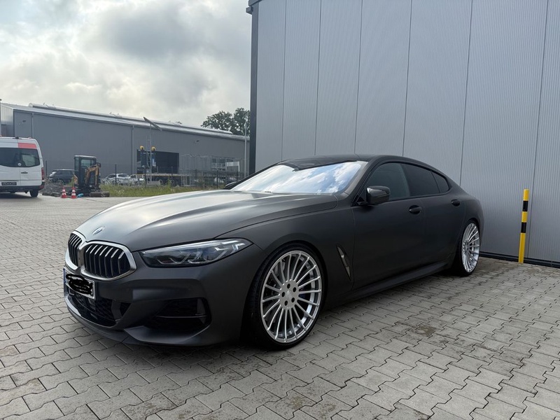 BMW 8 Series