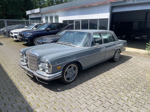 Mercedes-Benz 300 1971