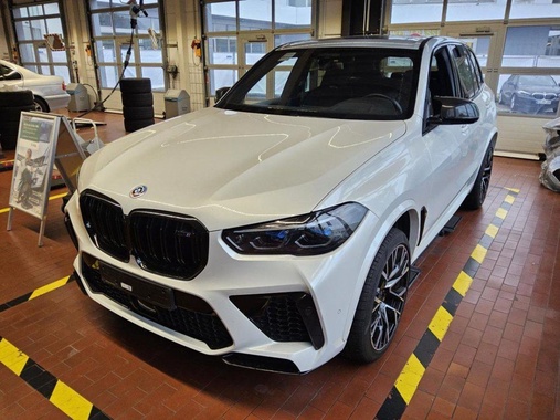 BMW X5M 2023