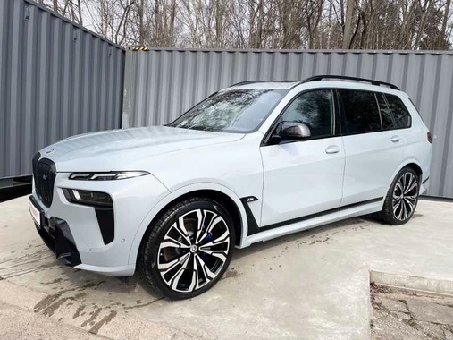 BMW X7 2023