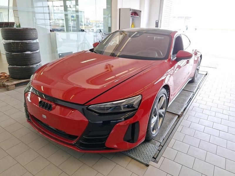Audi e-tron