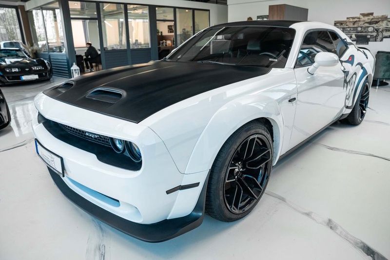 Dodge Challenger