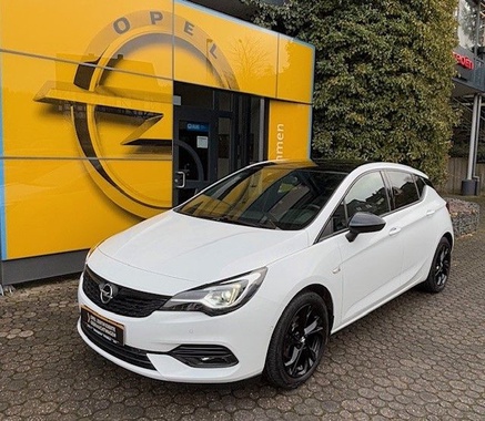 Opel Astra 2021