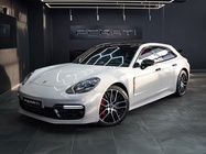 Porsche Panamera 2021