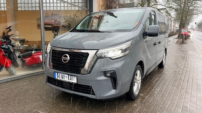Nissan NV300 2022