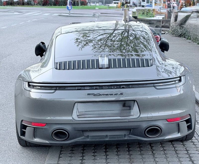 Porsche 992