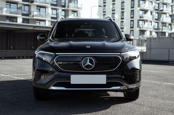 Mercedes-Benz EQB 2023