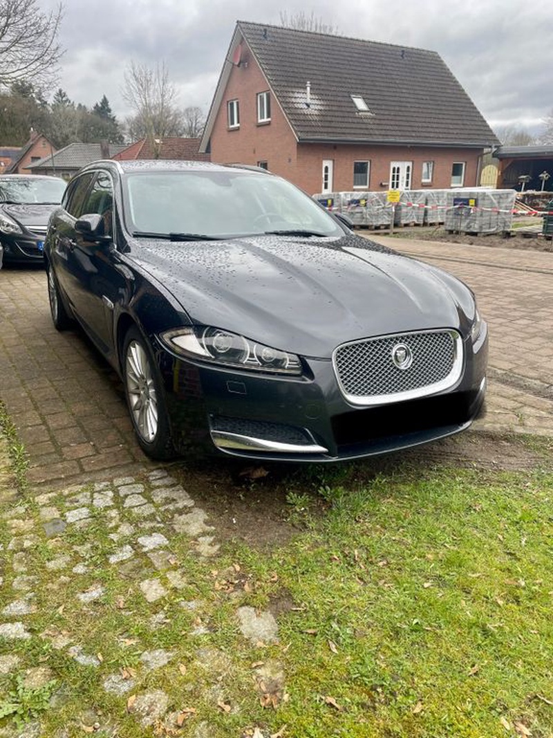 Jaguar XF